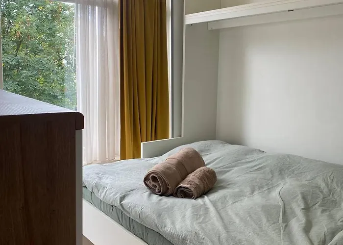 Cozy In Oldwest With Private Bathroom