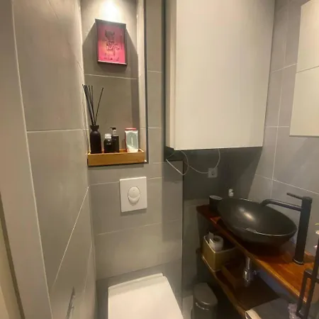 Cozy In Oldwest With Private Bathroom